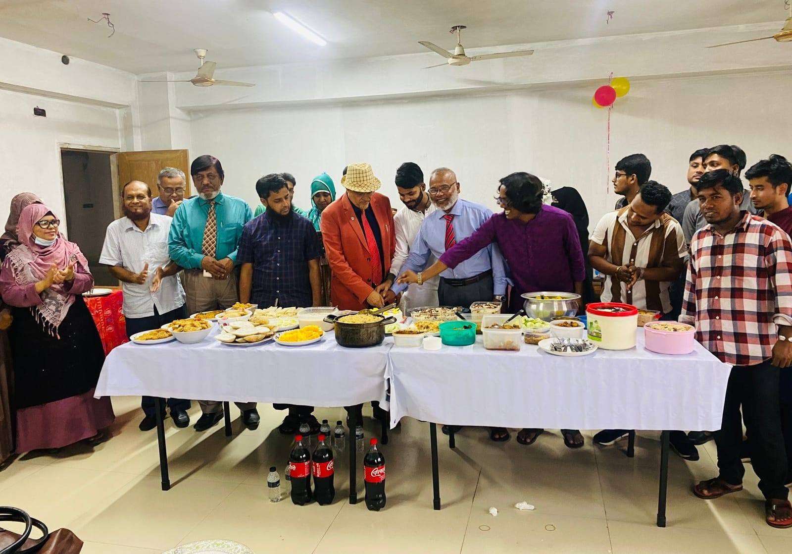 Potluck Party of Department of Economics.